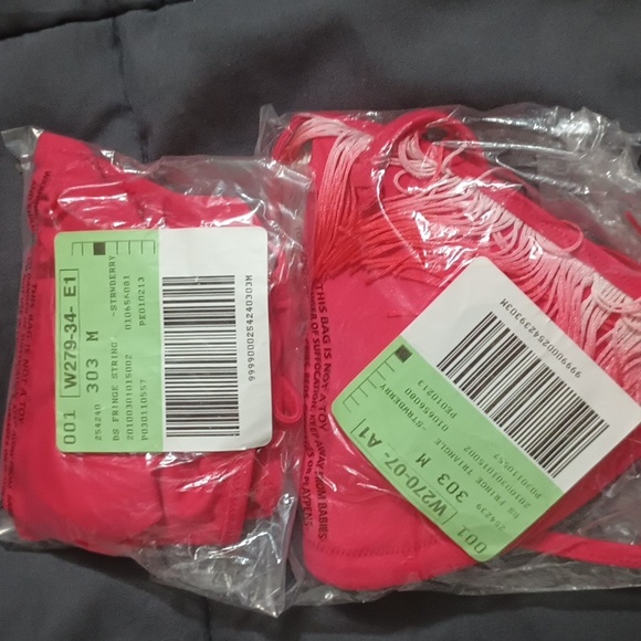 Victoria Secret NIP MD BS Fringe Tri Top String Bottom Strawberry 🍓 - Picture 8 of 10